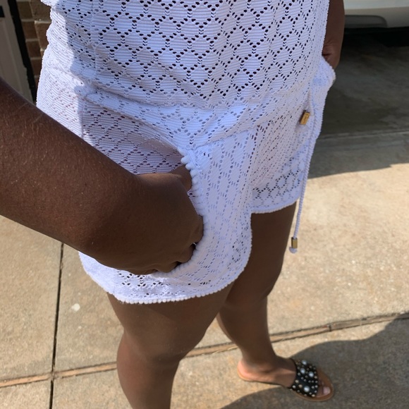 White Romper! - Picture 3 of 3